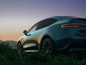HarmonyOS Imagination R7: Diseño Elegante, Conectividad Inteligente, Potencia de Largo Alcance, Redefiniendo la Elegancia Eléctrica en Vehículos de Nueva Energía - Product Image 5