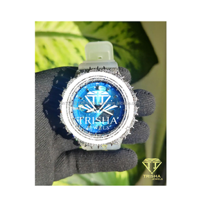 Montre de luxe en argent sterling 925 avec cadran bleu, sertie de diamants Moissanite VVS, disponible à la vente pour hommes - Product Image 1