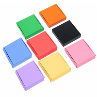 Boîte d'expédition extra résistante, boîte d'emballage colorée, carton pliable, emballage pour vêtements, boîte en carton ondulé