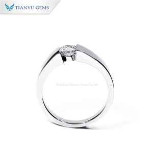 Anillo de Plata de Ley S925 con Moissanita para Hombre, Estilo Solitario Clásico de Tianyu, Banda de 5 mm para Boda y Compromiso - Product Image 3
