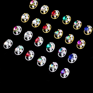 Joyería Xuanjia K9, Estilo Japonés, Ovalada, en Forma de Lágrima, con Diseño de Corona, Aleación de Proteína, Joyería Hueca con Incrustaciones de Diamantes - Product Image 4