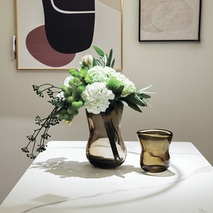Jarrón de Cristal con Forma de Cuerno Marrón de Gran Abertura para Decoración de Interiores, Florero Pequeño de Lujo - Product Image 5