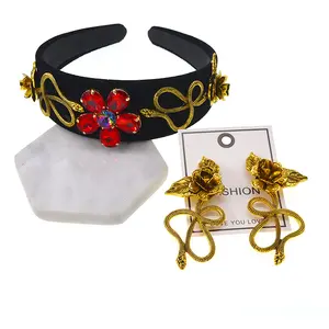 Phụ Nữ Độc Đáo Phụ Kiện Tóc Hoa Pha Lê Đỏ Trang Sức Rộng Baroque Kim Cương Hairband Với Rắn Headband Và Bông Tai Set