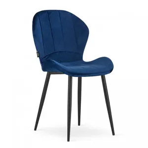 גב מעוקל זול מודרני מבד קטיפה כחול כהה כיסא אוכל למטבח עם רגלי מתכת