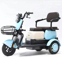 Triciclo Eléctrico Colorido de 600W con Tres Asientos, Control Remoto, Alcance de 20 km, Capacidad de Carga de 150 kg para Familias y Niños