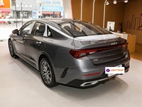 Offre Spéciale 2026 Kia K5 Berline essence 1.5T pour les trajets quotidiens - La voiture de milieu de gamme