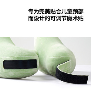 Oreiller gonflable de voyage en forme de U pour enfants, 22.5cm X 17cm X 6cm, vert menthe, support de cou portable pour la sieste en avion ou en train - Product Image 3