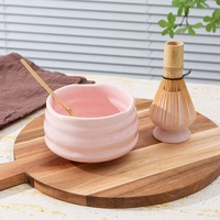 RTS vente en gros de services à thé matcha emballage de boîte-cadeau bol en céramique blanc rose populaire ensemble de fouet matcha