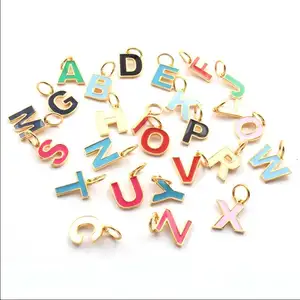 도매 초기 편지 펜던트 다채로운 에나멜 스테인레스 스틸 성격 알파벳 A-Z 26 편지 매력 보석 만들기