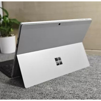 Mic-ro-soft Surface Pro 7+ (Tablette PC 2-en-1) |   I5-11e génération, 8 Go de RAM, 256 Go de SSD |   Clavier rétroéclairé d'origine |   État : 95% Neuf