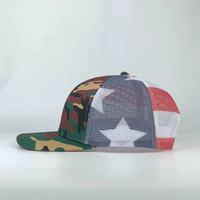 Sombrero de camionero de malla de ala plana de 6 paneles de alta calidad para hombres logotipo bordado personalizado Hip Hop estilo de moda tela de encaje deportes al aire libre