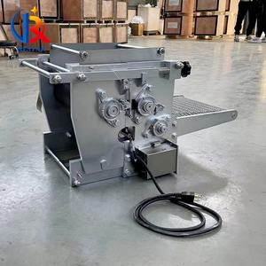 Tortilla eléctrica <span class=keywords><strong>Doritos</strong></span> Triángulo Máquina de chips de maíz Tortilla de maíz que forma la máquina de fabricación Triángulo Tortilla Máquina de corte de chips - Product Image 3