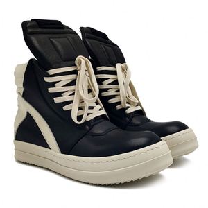 Chaussures décontractées pour hommes, design triangle inversé, en cuir, pour femmes, baskets noires unies, à lacets, pour hommes - Product Image 1