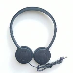 Casque coloré <span class=keywords><strong>acheter</strong></span> des produits électroniques grand public câble de compagnie aérienne 3.5mm casque écouteurs filaire Bus écouteurs <span class=keywords><strong>pas</strong></span> <span class=keywords><strong>cher</strong></span> casque - Product Image 3