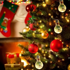 Nuevas luces <span class=keywords><strong>de</strong></span> cadena <span class=keywords><strong>de</strong></span> Navidad Adorno transparente Hojas verdes artificiales Bayas Rojas Cuerdas <span class=keywords><strong>de</strong></span> luz LED <span class=keywords><strong>de</strong></span> Navidad - Product Image 5