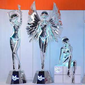 Hete Verkoop Mechanische Vrouwen Technologie Gevoel Grotere Decoratie Ktv Metalen Standbeeld Sculptuur Bar Decoratie Sexy Robot Met Licht - Product Image 3