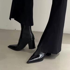 Nouvelles Bottines Noires en Cuir Verni à Bout Pointu pour Femme 2026, Talon Carré, Fermeture Éclair Arrière, Bottes de Luxe à Talon Haut Tendance - Product Image 1
