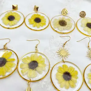 Spring Dried Flower Earrings Handmade Herbarium Botanical Valentine's Day Gift Sunflower Earrings