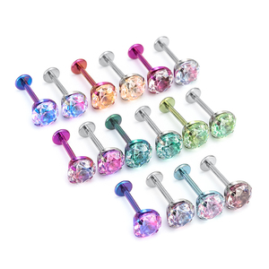 أقراط وردية من سبيكة التيتانيوم ASTM F136 بتصميم وردة مثمنة مرصعة بالزركونيا المكعبة 5A، بجودة طبية ومضادة للحساسية - Product Image 2