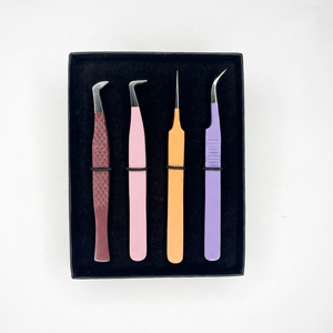 Pince à épiler professionnelle incurvée/en L en acier inoxydable durable de haute qualité, pointe personnalisable pour isolation courte et droite des cils - Product Image 1
