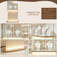 Vitrine à bijoux sur pied personnalisée, haute, en verre, avec éclairage LED, pour boutique de bijoux de luxe