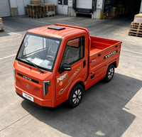 Mini-camion électrique à empattement court avec cabine fermée, accessoires standard complets, capacité de charge lourde, véhicule électrique