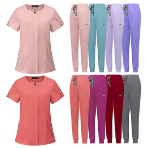 Tenues d'infirmière modernes - Scrubs <span class=keywords><strong>de</strong></span> haute qualité avec logo personnalisé, Scrubs médicaux unisexes OEM pour infirmières, étudiants et professionnels <span class=keywords><strong>de</strong></span> la santé - Product Image 1