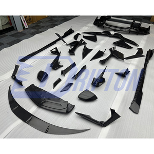 Kits de poignées de porte en fibre de carbone style OEM pour Lamborghini Revuelto - Product Image 4