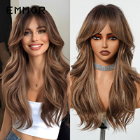 Perruque naturelle et tendance, marron, style européen/américain, volumineuse, facile à porter, avec frange en huit parties, cheveux longs bouclés