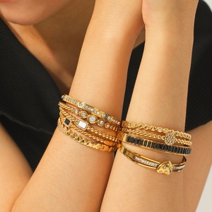 Gelang baja tahan karat wanita mewah Eropa gelang persegi bentuk hati cinta cangkang putih bola berlian modis - Product Image 2