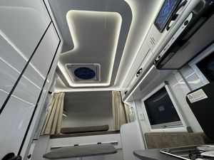 Camioneta Camper Personalizada <span class=keywords><strong>de</strong></span> Alta Calidad con Panel Solar <span class=keywords><strong>de</strong></span> 600W para Campamentos Fuera <span class=keywords><strong>de</strong></span> Carretera y Viajes Familiares - Product Image 3