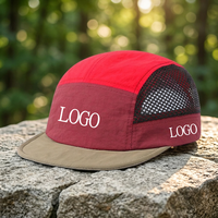 Casquette en maille 5 panneaux avec logo personnalisé, color block, respirante, légère, en nylon, séchage rapide, pour le running et les activités de plein air