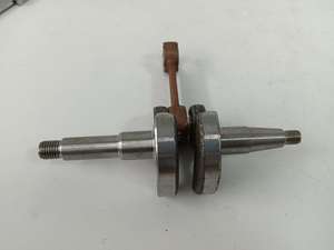 UM 좋은 품질의 정원 도구 부품 CS4500/5200/5800 전기 톱 부품 크랭크 샤프트 CS5800 크랭크 샤프트 - Product Image 3