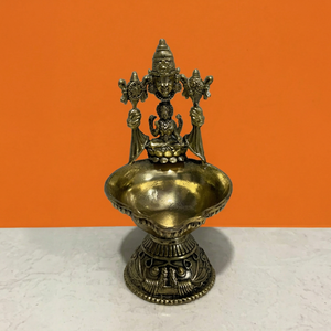 Lampe à huile Diya artisanale en laiton Lakshmi Tirupati Balaji, décoration religieuse pour la maison et le temple - Product Image 1
