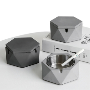 Home decoration smoking accessories ashtray with stainless steel inner for concrete cement ashtray with cover
