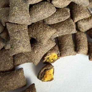 Friandises saines pour chats et chiens au saumon croustillant, bouchées moelleuses au fromage, bœuf et thon, biscuits pour l'hygiène dentaire, fabrication OEM, marque privée disponible - Product Image 4