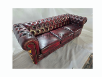 Klassisches Chesterfield-Sofa mit Drei Sitzen aus Echtleder, Elegantes Design, Handgefertigte Details, Hochwertige Verarbeitung, Stabiler Rahmen