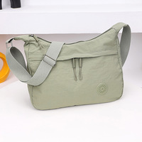 Sac bandoulière en nylon personnalisé tendance pour femme, imperméable, de haute qualité, style messager vintage de luxe, avec sangle réglable et grande fermeture éclair