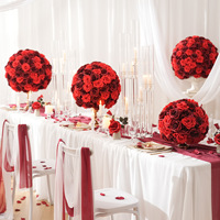 Ensemble de centres de table de mariage avec bougies en grappe, porte-bougie pilier et guirlande d'eucalyptus artificielle, décoration de table pour mariage rustique