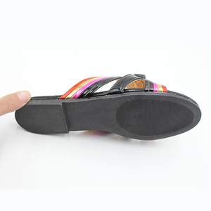 Venta caliente verano moda diseñador marca zapatos mujer oro Bowknot punta abierta Sandalias planas señoras playa diapositivas zapatillas - Product Image 6