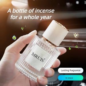 <span class=keywords><strong>Eau</strong></span> <span class=keywords><strong>de</strong></span> <span class=keywords><strong>parfum</strong></span> pour femmes <span class=keywords><strong>de</strong></span> haute qualité en gros, 30 ml, longue durée, <span class=keywords><strong>parfum</strong></span> floral léger au jasmin frais, vaporisateur pour le corps - Product Image 2