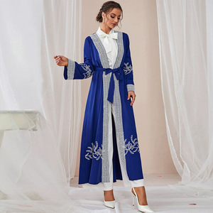 Cardigan à lacets patchwork brodé à manches longues robe longue Abaya femmes robe musulmane - Product Image 3