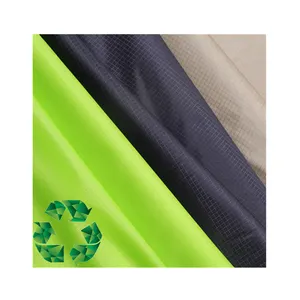 Wereldwijde Gerecycleerde Standaard Waterdichte Downproof 400T Nylon Taft 290T Polyester Taft Gerecycled Quiltstof Voor Jas