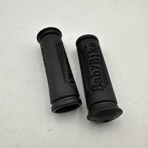 Poignées de guidon de vélo BabyBike 22,2 mm en caoutchouc antidérapant non imperméable Fabriqué en Chine Qualité certifiée pour les vélos d'enfants - Product Image 2
