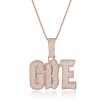 Pendentif Lettre 3D Personnalisé 24 Lettres 3 Couleurs Or/Rose/Blanc Entièrement Sertie de Zircons Collier Hip Hop pour Homme