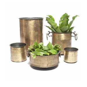 Finition polie élégante de jardinière en métal de luxe parfaite pour le balcon extérieur d'intérieur de jardin et la décoration à la maison - Product Image 2