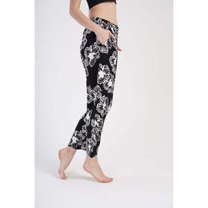 Ensemble de peignoirs en modal pour femme Belmando – Confortable, respirant, taille élastique, motif cœur cerise, combinaison 3XL, MOQ 2 pièces - Product Image 3