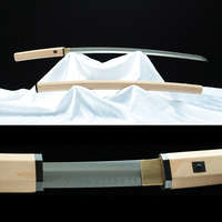Espada Katana Hamon T10 Hecha a Mano con Saya de Madera de Haya SS732
