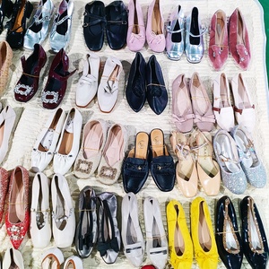 <span class=keywords><strong>Ballerine</strong></span> da Donna con Decorazioni in Strass e Perle Finte, in Camoscio, Versatili e Comode, Slip-On con Punta Chiusa, Premium JackWen Factory - Product Image 1