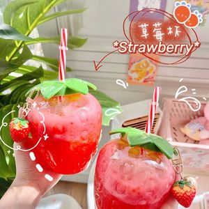 Bouteille d'Eau en Forme <span class=keywords><strong>de</strong></span> <span class=keywords><strong>Fraise</strong></span> Kawaii Populaire 500ml pour Fête, Lait, Thé, Jus <span class=keywords><strong>de</strong></span> Fruits, Boisson Froide d'Été - Product Image 2